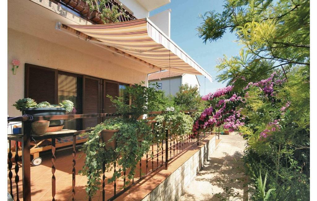 Apartments Perina Шибеник Екстер'єр фото