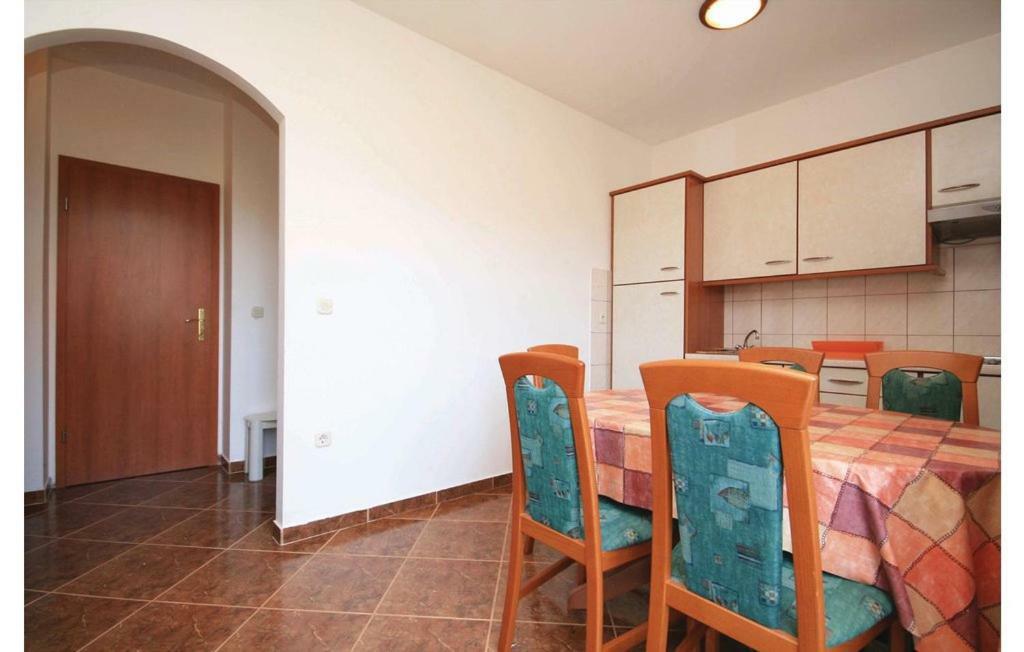 Apartments Perina Шибеник Екстер'єр фото