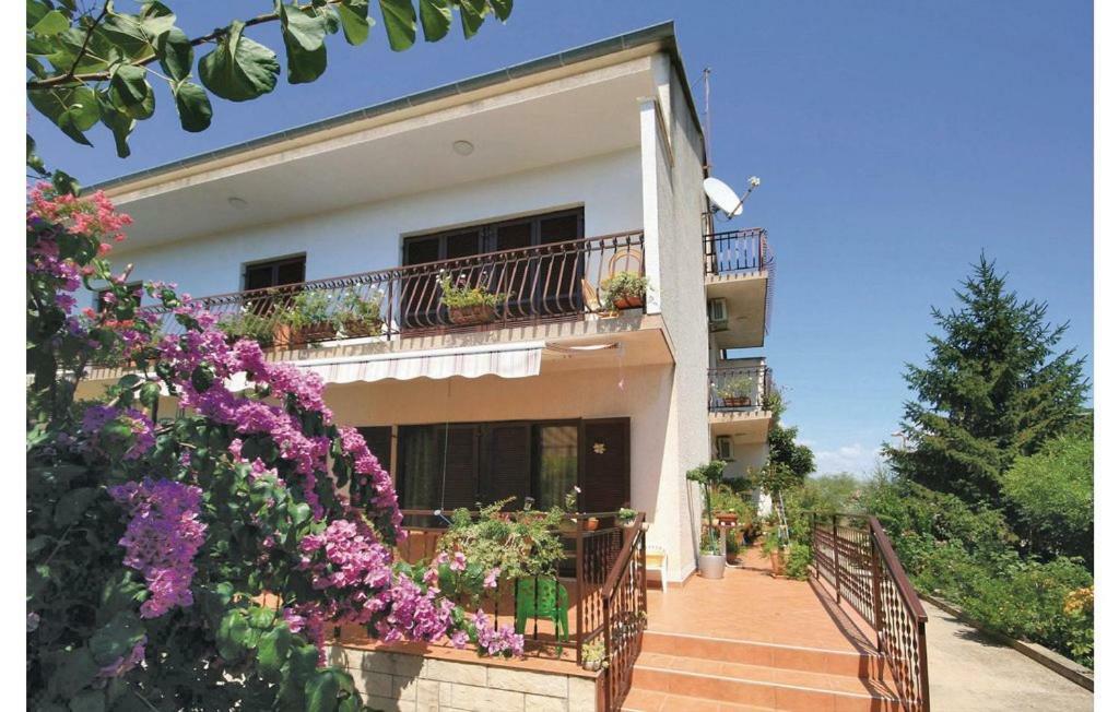 Apartments Perina Шибеник Екстер'єр фото