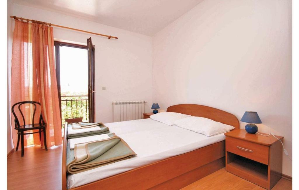 Apartments Perina Шибеник Екстер'єр фото
