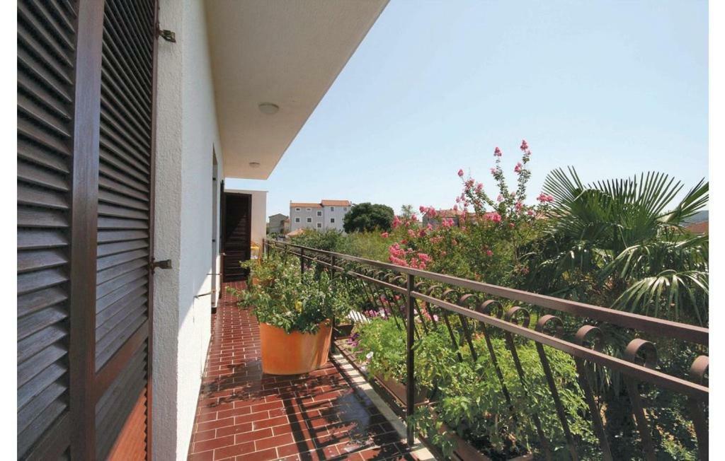 Apartments Perina Шибеник Екстер'єр фото